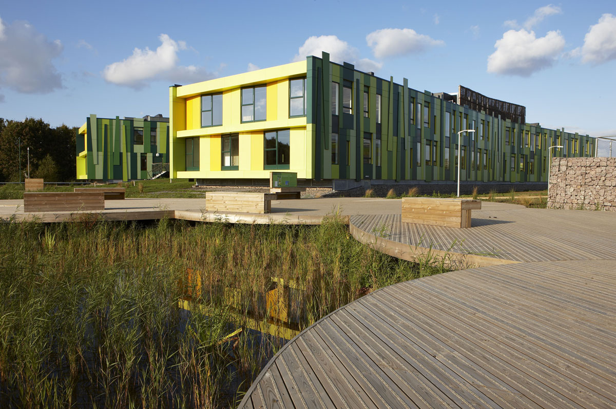 No. 1 Nottingham Science Park ponds | Architectural Photography London 